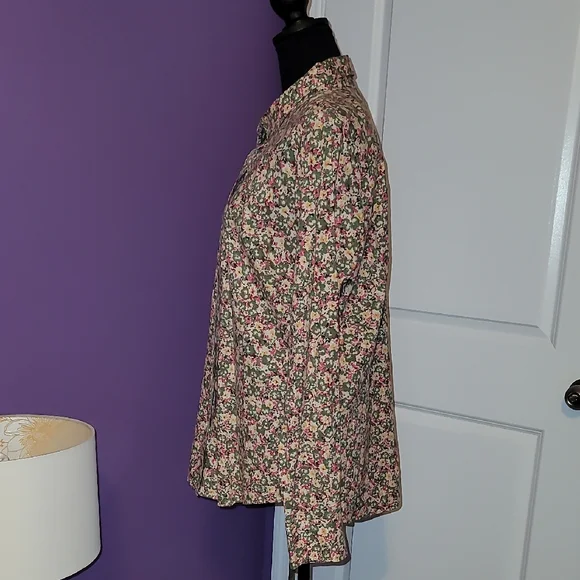 J Crew Women's Perfect Shirt Flower Design half button down L/S shirt Sz: Large - Picture 8 of 8